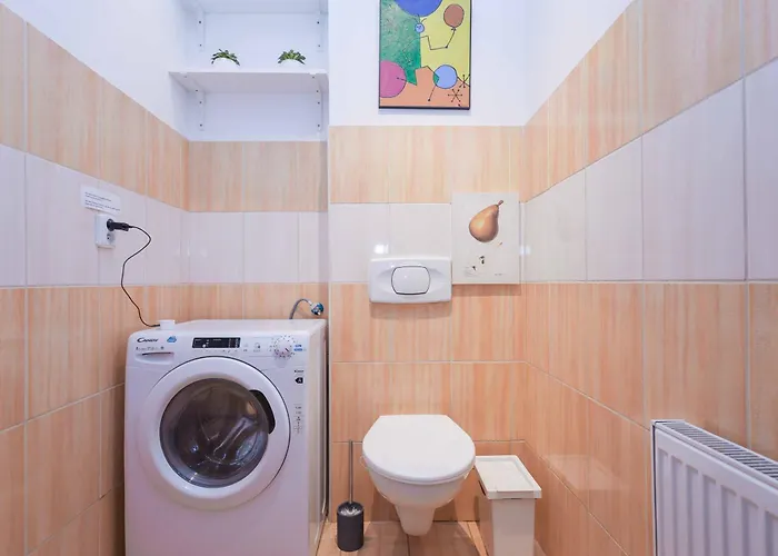 Apartament Cozy & Spacious Family Near Train Station *